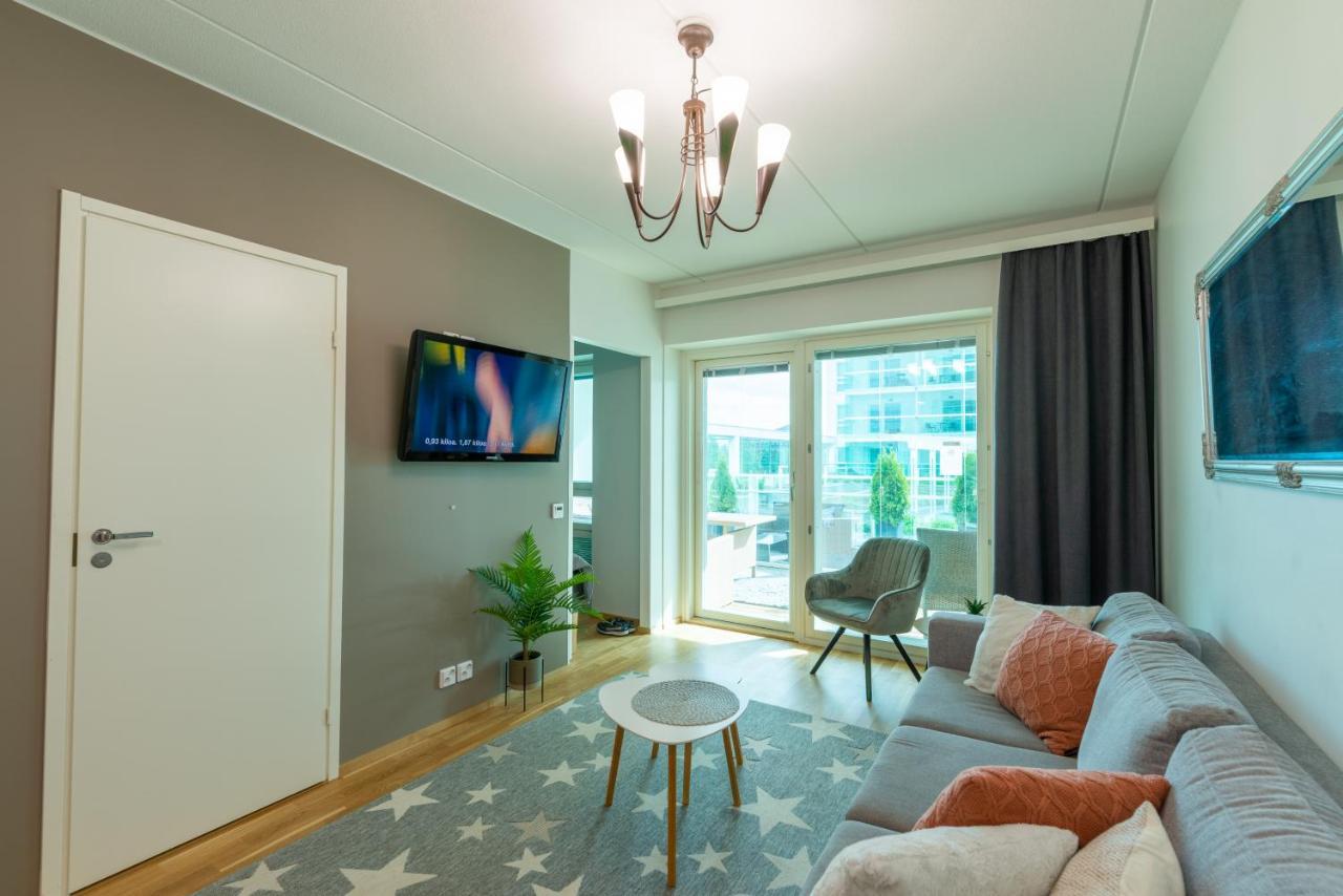 Starhomes Double Lux 7 オウル エクステリア 写真